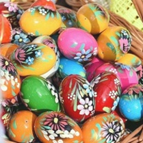 Zdjęcie wielkanocnych pisanek.