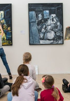zdjecie z zajec w muzeum