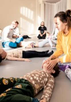 Na zdjęciu fragment warsztatów dla dzieci.