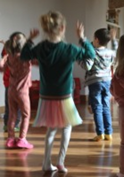 Na zdjęciu fragment warsztatów dla dzieci.