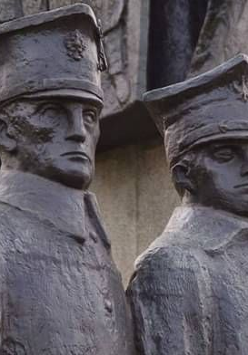 Na zdjęciu fragment pomnika Powstańców Wielkopolskich.