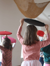 Na zdjęciu fragment warsztatów dla dzieci.