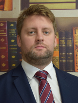 Na zdjęciu autor książki.