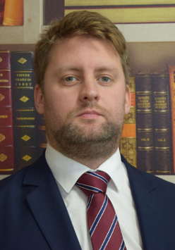 Na zdjęciu autor książki.