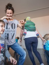 Na zdjęciu fragment warsztatów dla dzieci.