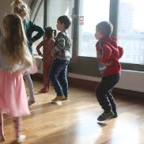 Na zdjęciu fragment warsztatów dla dzieci.