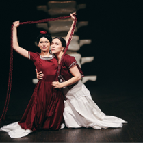 Zdjęcie Artystek na scenie autorstwa Agnieszki Cytackiej.