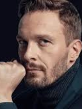 Na zdjęciu Śławek Uniatowski.