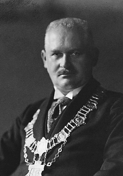 Na zdjęciu Cyryl Ratajski.