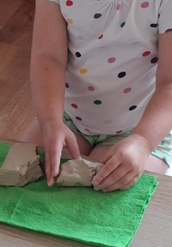 Na zdjęciu fragment warsztatów dla dzieci.