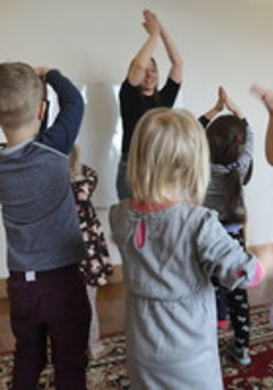 Na zdjęciu fragment warsztatów dla dzieci.