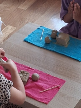 Na zdjęciu fragment warsztatów dla dzieci.