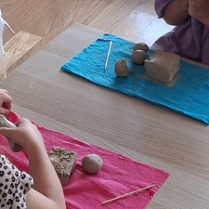 Na zdjęciu fragment warsztatów dla dzieci.