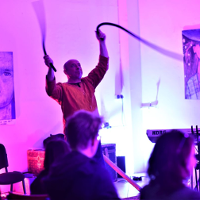 Zimne chardonnay i dodekafonia