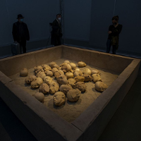 Znikąd ku wszystkiemu