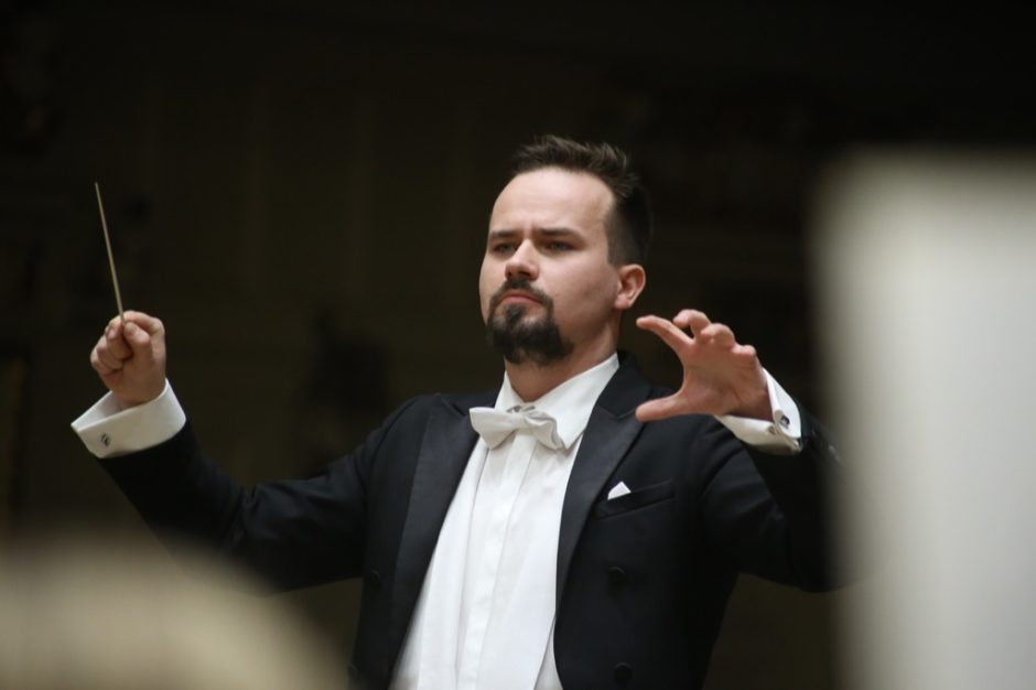 Photo of the conductor Adam BANASZAK