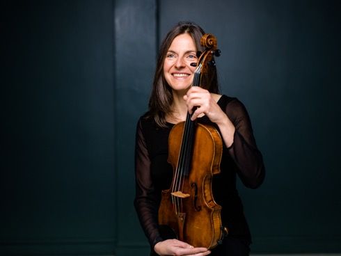 Photo of the musician Ruth KILLIUS