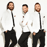 Photo of the artists.