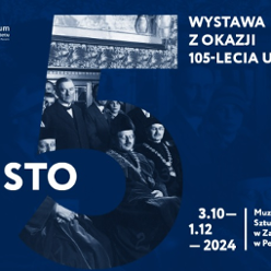 Exhibition poster in dark blue and white colours with information about the event and a photo in a shape of number 5.