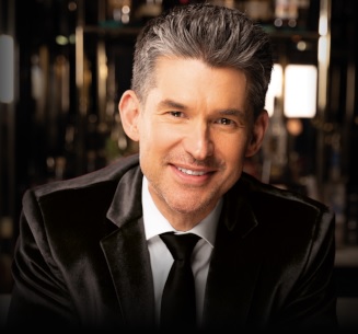 Photographic portrait of Matt Dusk