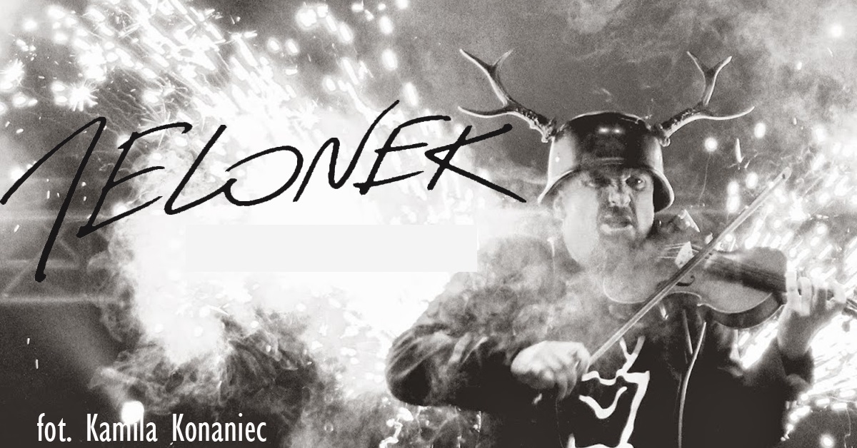 Okładka płyty. Na niej napis z nazwą, datą i miejscem wydarzenia.