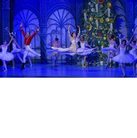 Zdjęcie aktorów grających w spektaklu.