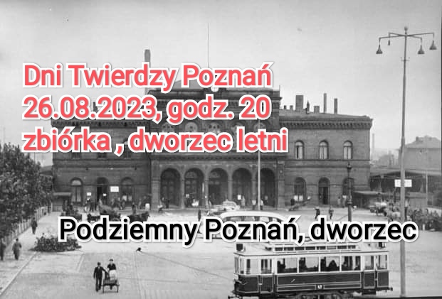 Baner promujący wydarzenie. Nazwa wydarzenia i data, naniesione na zdjęcie dworca kolejowego w Poznaniu.