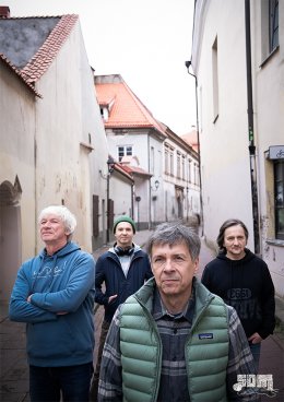 Baner promujący wydarzenie. Nazwa wydarzenia i zdjęcie artystów.