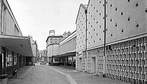 czarno-białe zdjęcie części Starego Rynku