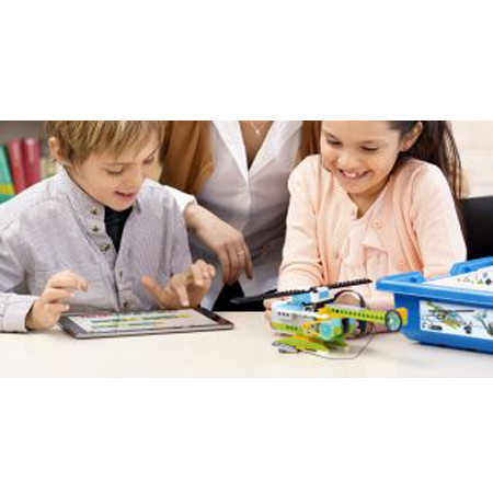 dzieci eksperymentują