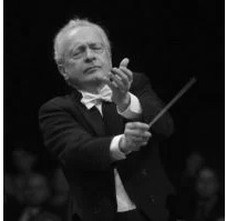 Fotografia dyrygenta.