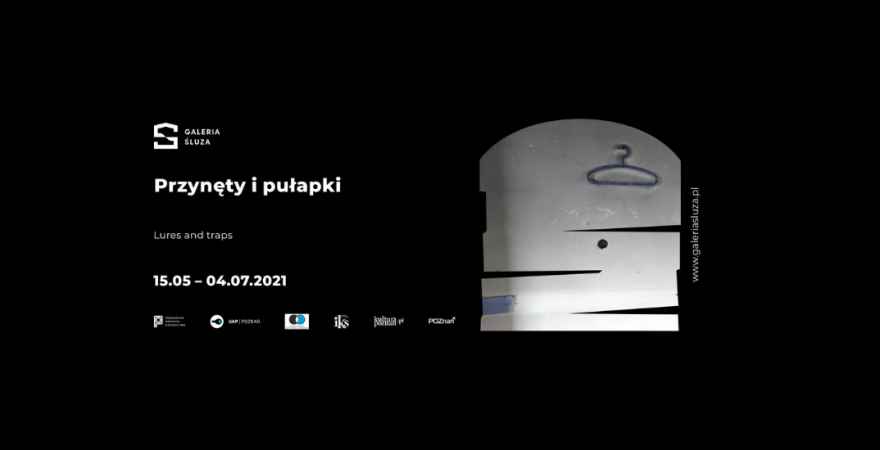 Na grafice na czarnym tle biały napis Przynęty i pułapki oraz data wydarzenia.