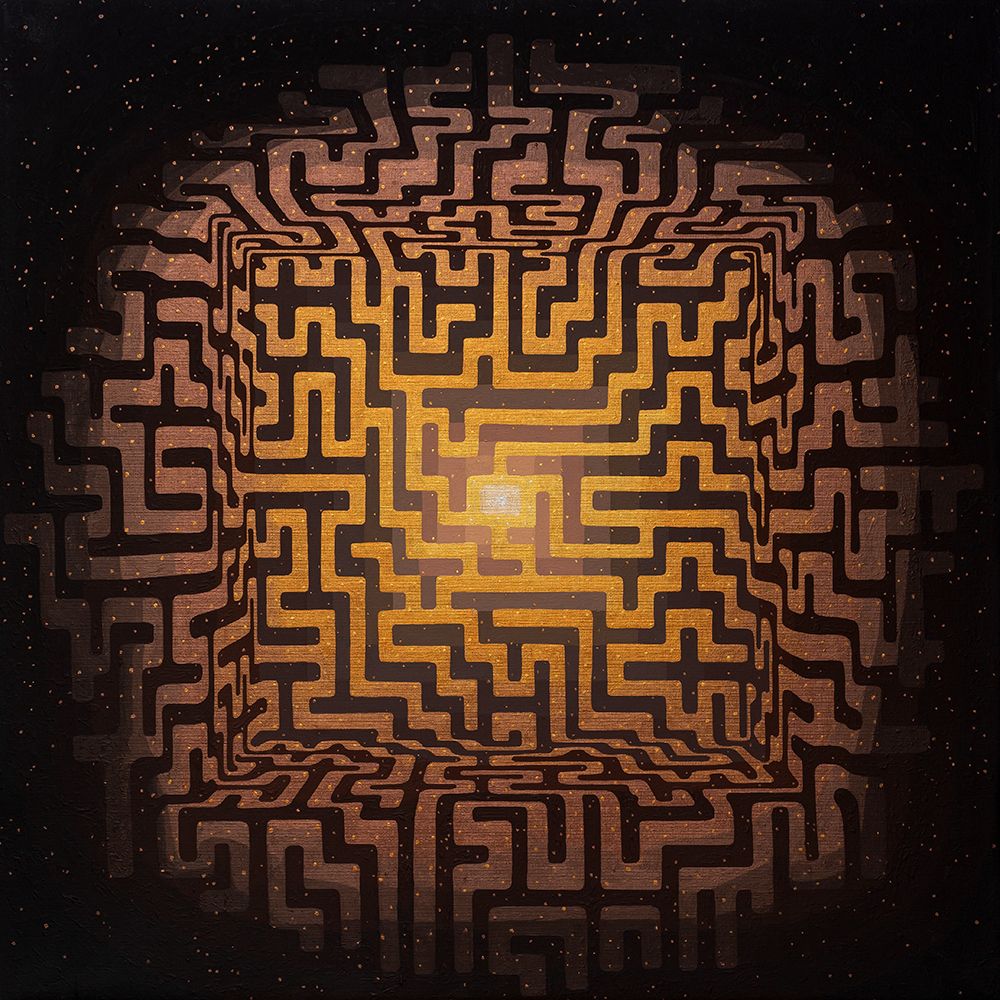 Na grafice jedna z prac z motywem labiryntu.