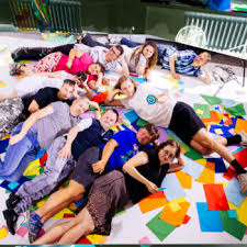 Na grafice plakat wydarzenia.