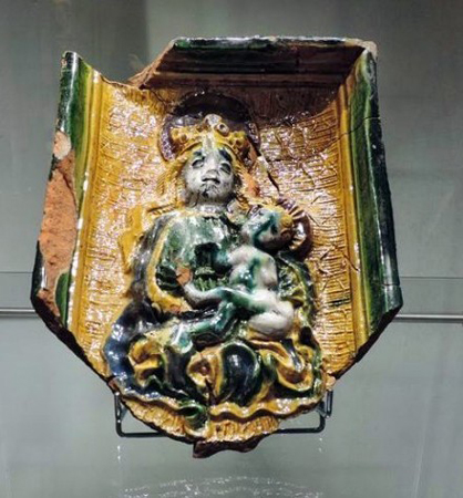 kafel z wizerunkiem maryjnym