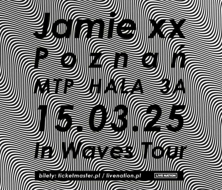 Czarne napisy, które informują o koncercie, na tle "falującego", czarno-białego tła.