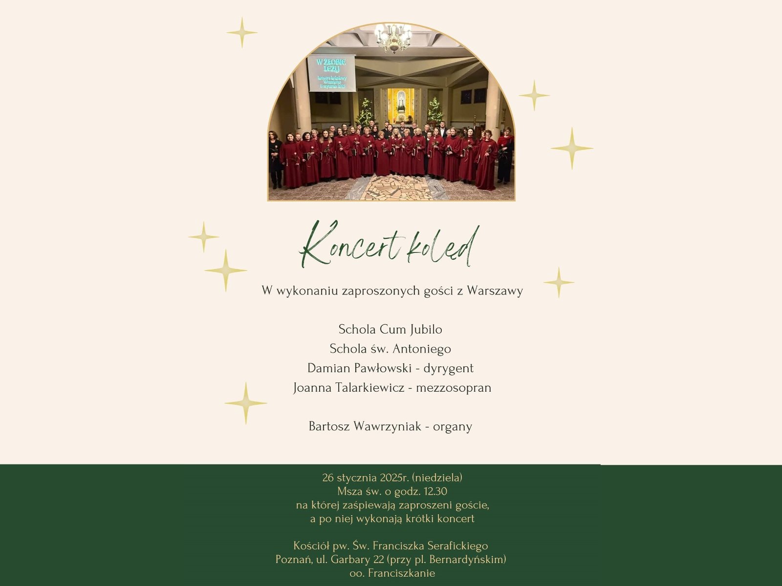 Informacje o koncercie kolęd u poznańskich franciszkanów, w centrum zdjęcie chóru w bordowych togach w kościele.