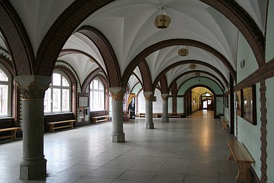 korytarz w szkole. Fot. I LO
