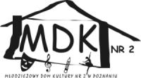 Logo składa się z figury imitującej domek, w której widnieją litery "MDK" a obok jest napis "NR 2". Domek oraz napisy są w kolorze czarnym, za to tło jest białe.