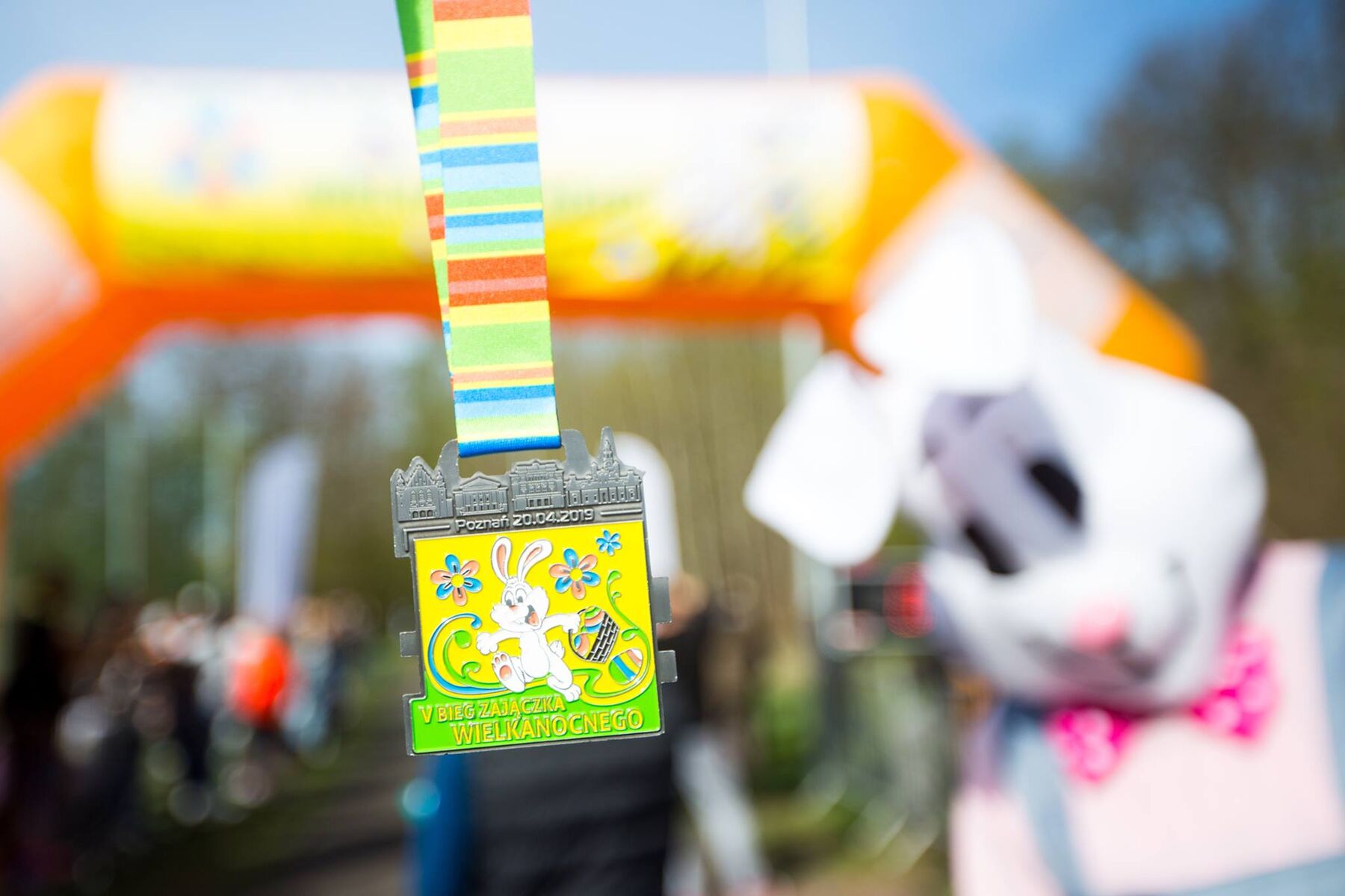 Medal z wizerunkiem zajączka wielkanocnego.