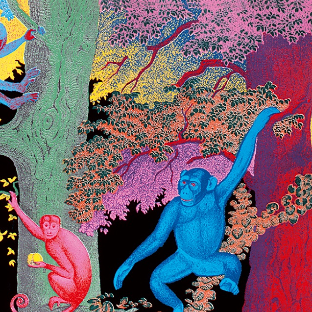 Zwisające z drzew kolorowe małpy.