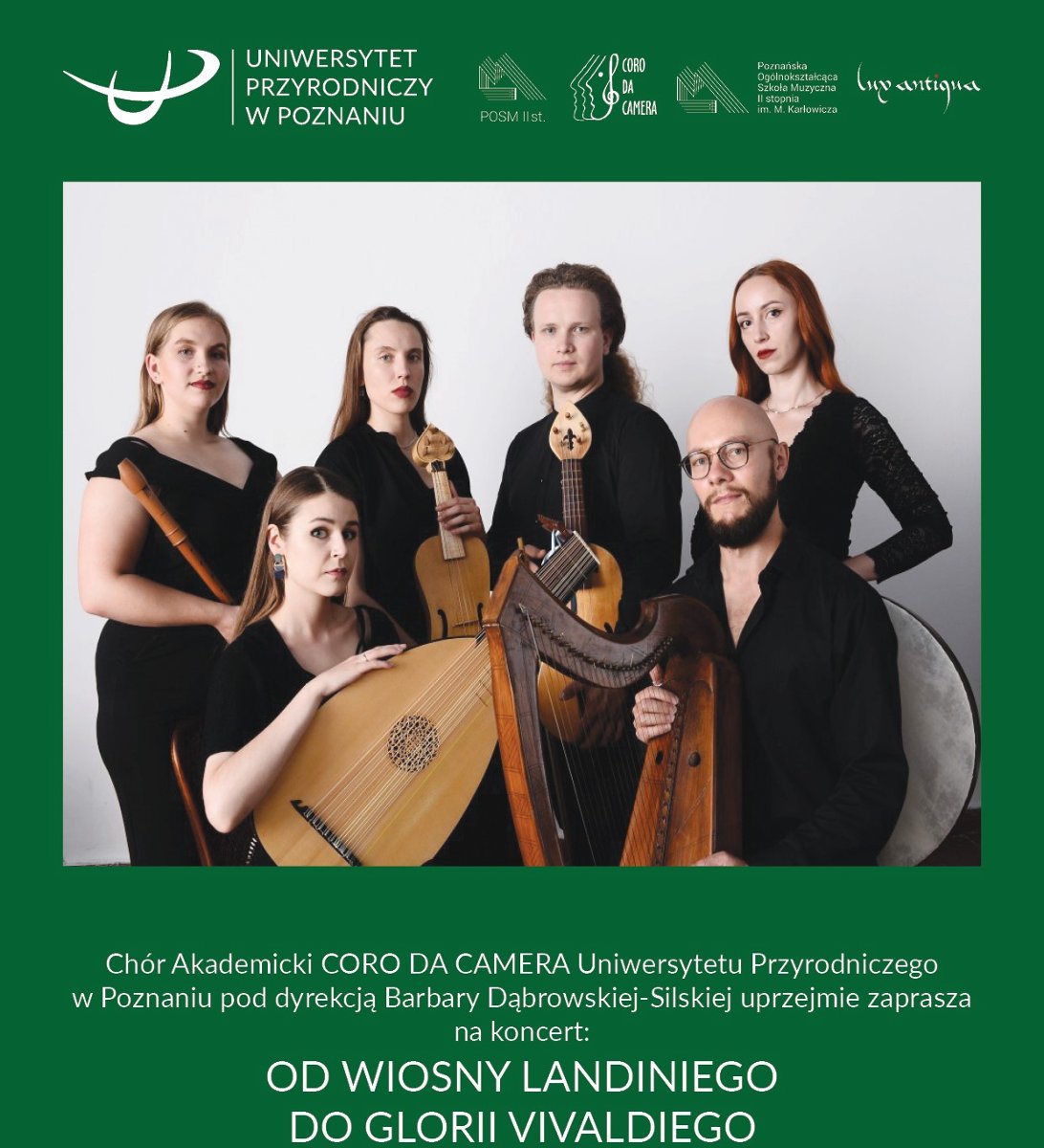 zdjęcie choru z instrumentami