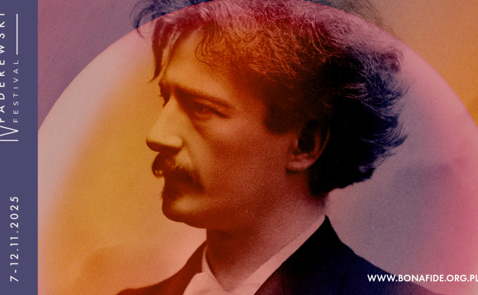 na pomarańczowo żółtym tle widoczny profil Ignacego Jana Paderewskiego