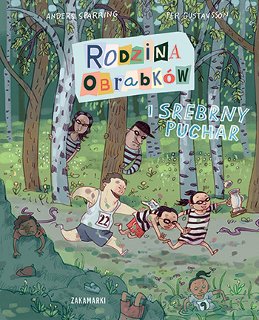 Rodzina Obrabków biegnie przez las.