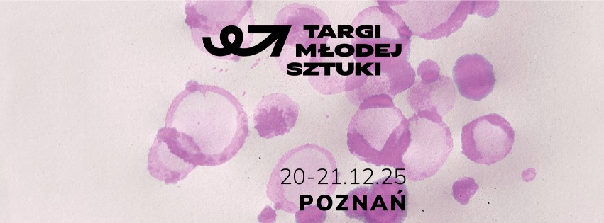 Różowe tło z różowymi plamami po farbie akrylowej.