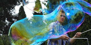 wielka bańka mydlana