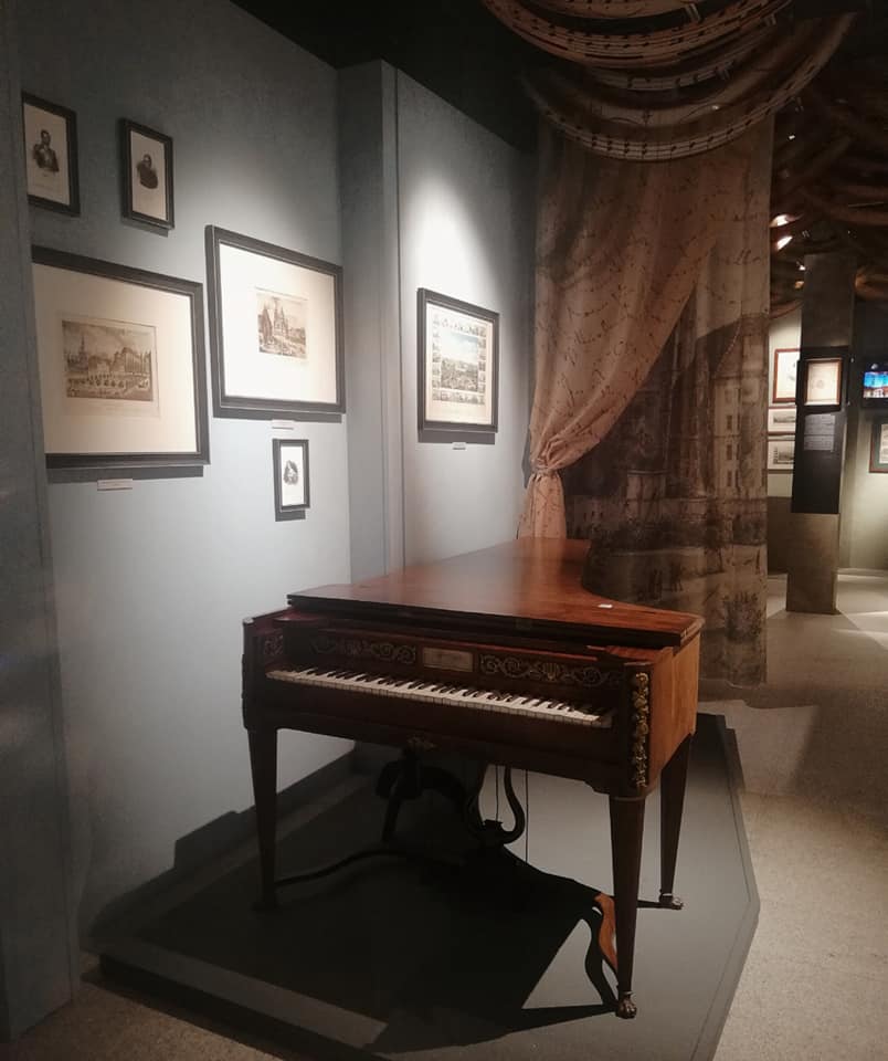 Na zdjęciu wnętrze Muzeum Instrumentów Muzycznych