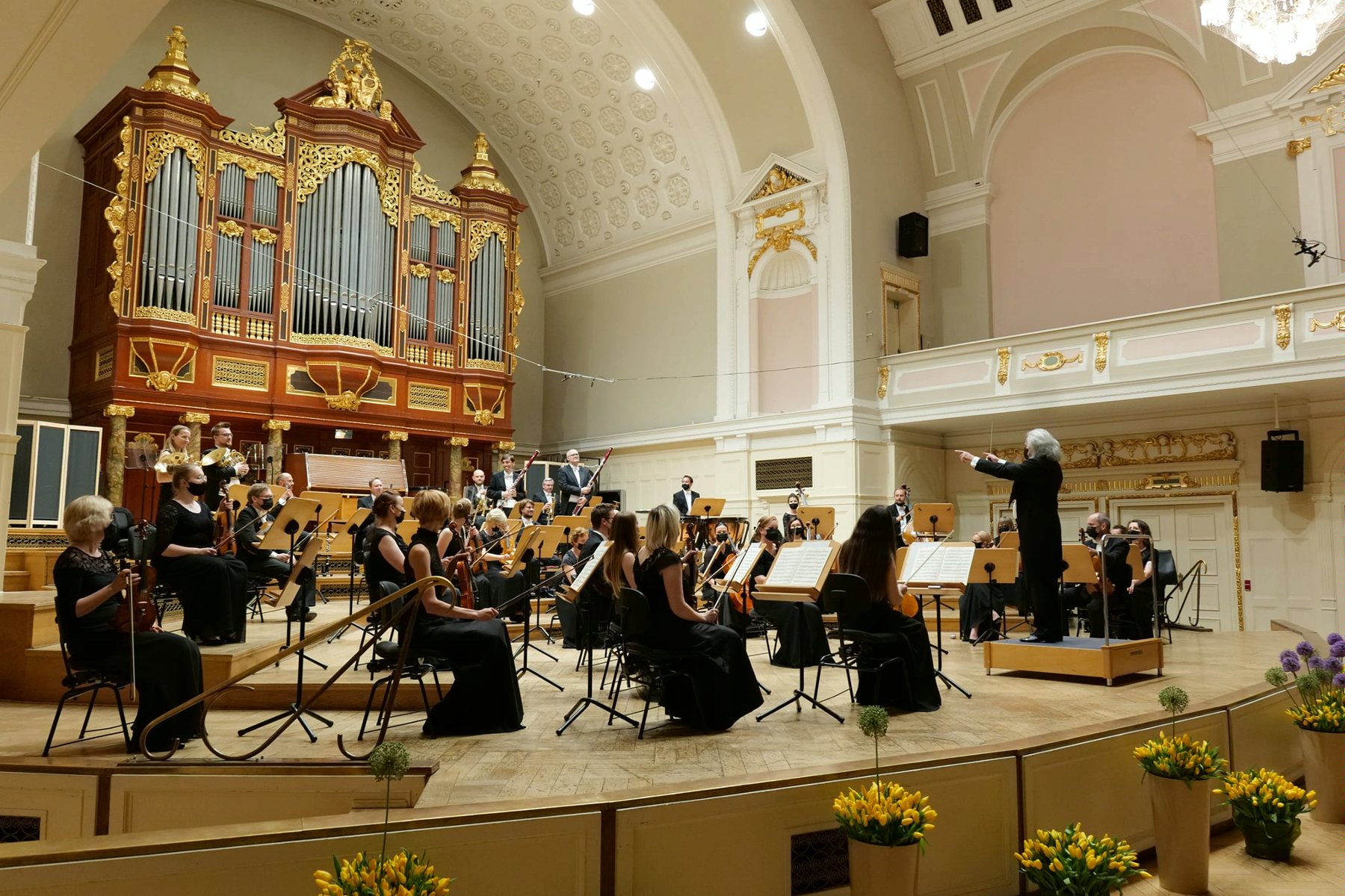Na zdjęciu Aula UAM podczas koncertu.