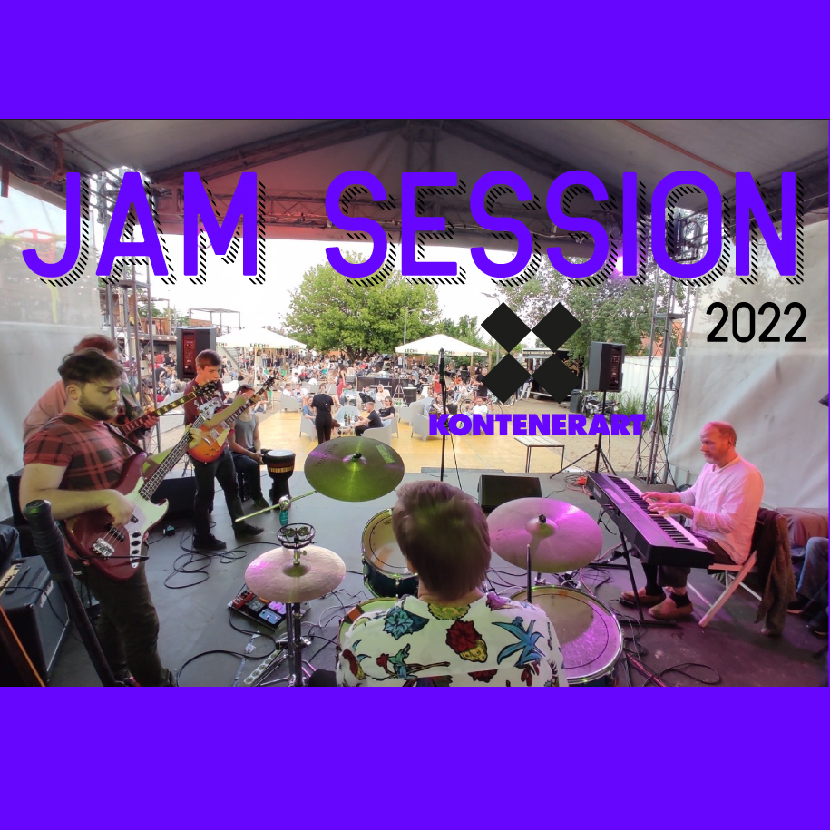 Zdjęcie ze wspólnego grania na instrumentach w KontenerART.