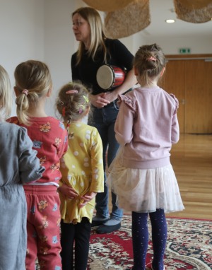 Na zdjęciu fragment warsztatów dla dzieci.